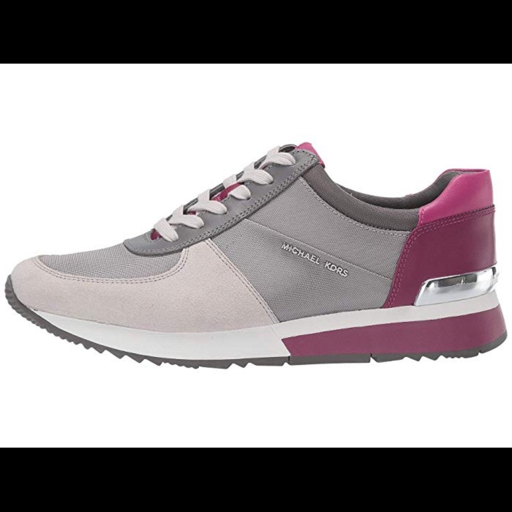 ❌SOLD❌Michael Kors Sneakers - Picture 3 of 8